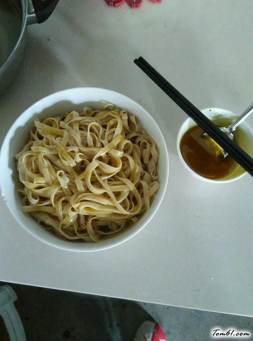 【麻辣凉面】