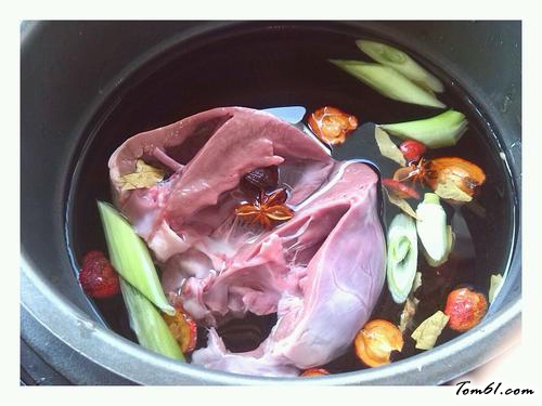 【凉拌猪心肉】