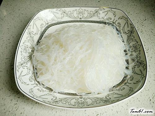 【黄瓜拌粉丝】