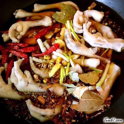 【卤鸡爪】