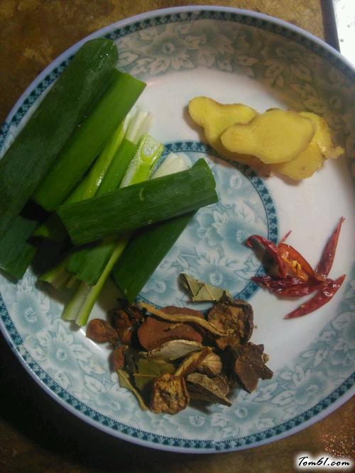 【卤水鸡爪】