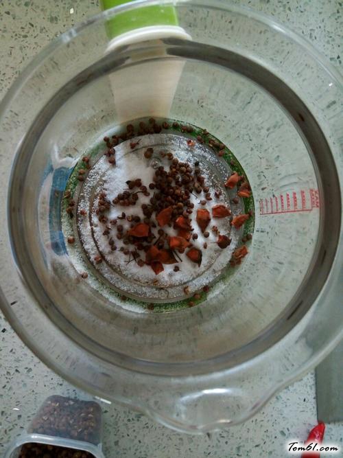 【腌酸豆角】