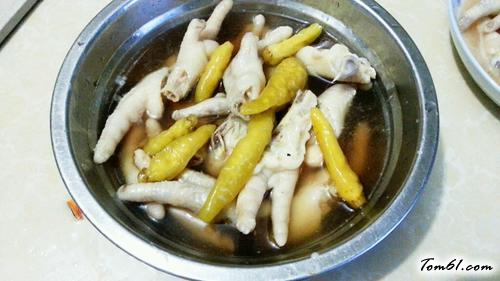 【泡椒鸡爪】