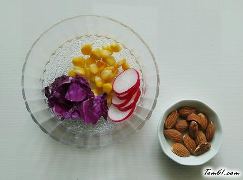 【虾仁黄瓜沙拉】