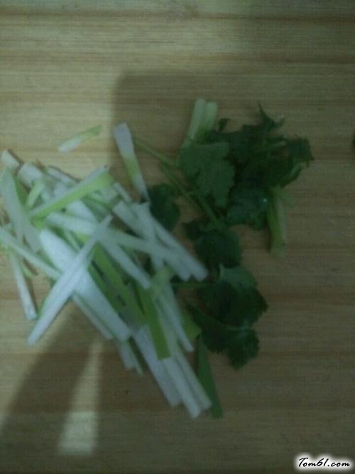 【凉拌土豆丝】