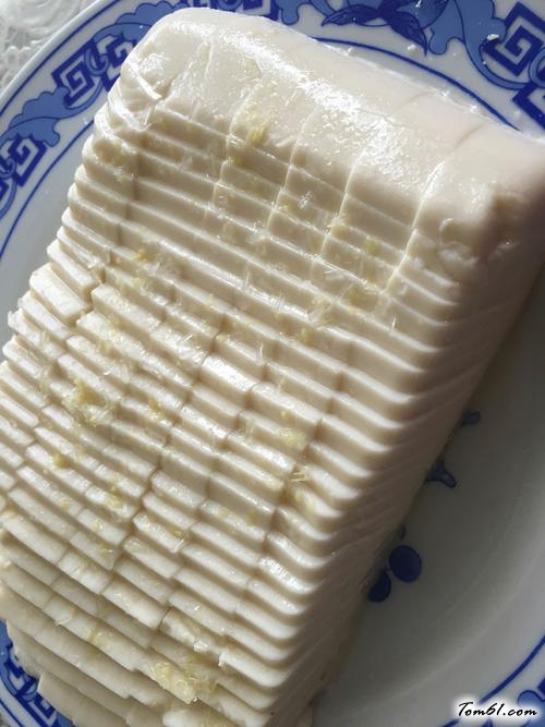 【皮蛋豆腐】