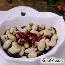 老醋花生米的做法2