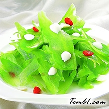 杏仁拌苦瓜的做法