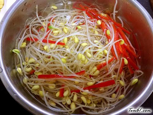 【黑芝麻绿豆芽】