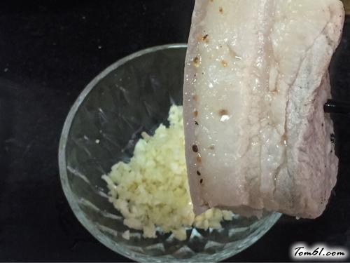 【蒜泥白肉】