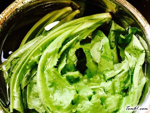 【麻酱油麦菜】