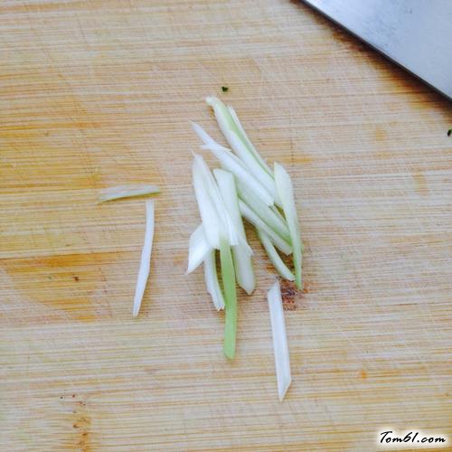 【凉拌素鸡】
