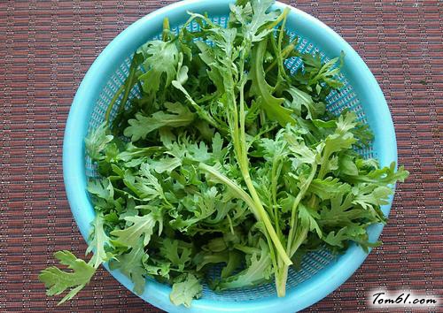 【凉拌茼蒿】