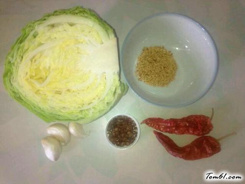 【凉拌圆白菜】