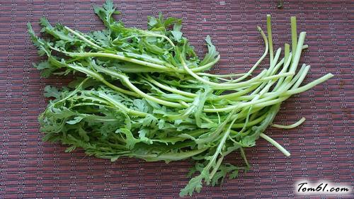 【凉拌茼蒿】
