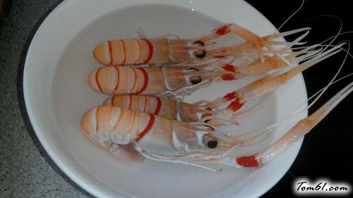 【南极小龙虾刺身】