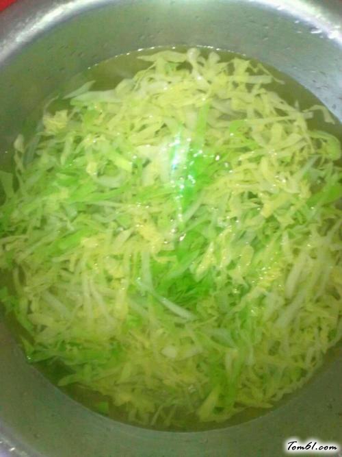 【凉拌圆白菜】