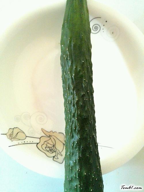 【酱黄瓜】