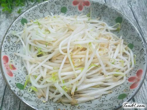 【凉拌绿豆芽】