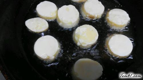 【皮蛋拌玉子豆腐】