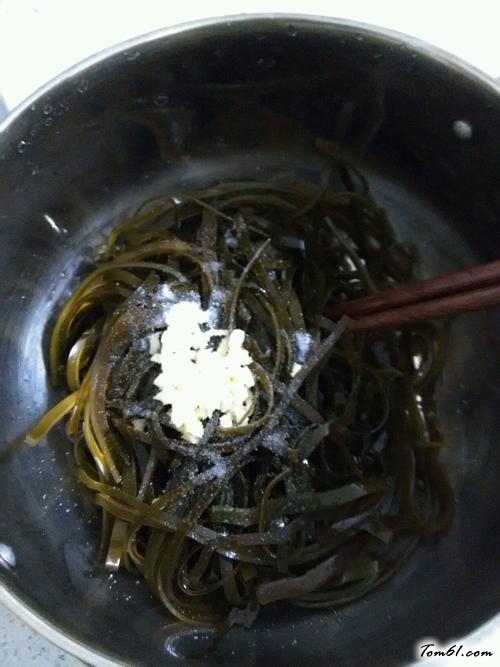 【凉拌海带丝】