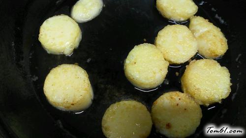 【皮蛋拌玉子豆腐】