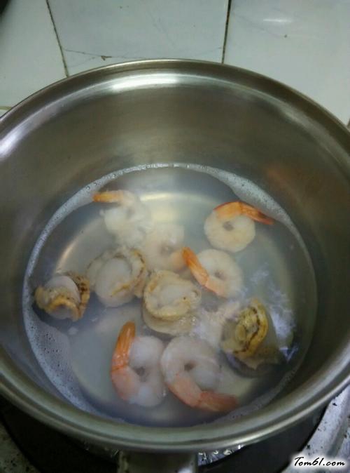 【和風燒雞肉沙律】