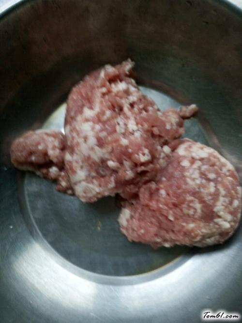 【茴香肉包子】