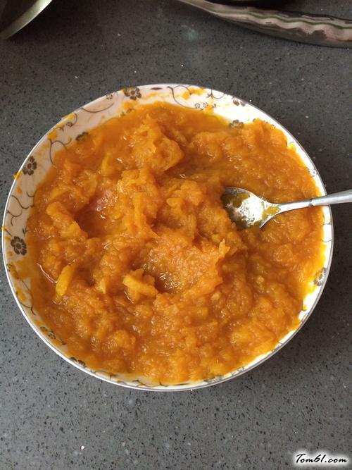 【南瓜香菇肉包】