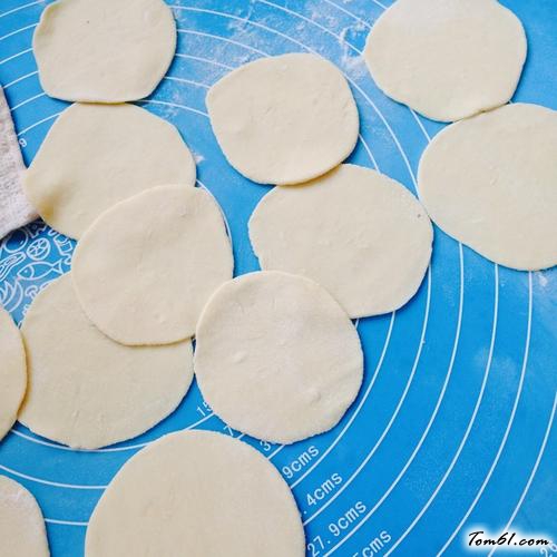 【豆腐香菜水饺】
