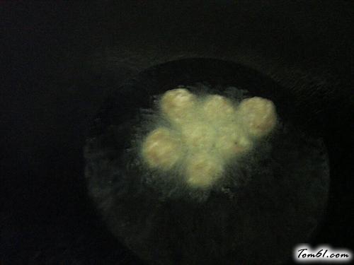 【菠萝咕噜肉盖浇面】