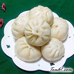 猪肉酸菜馅包子的做法