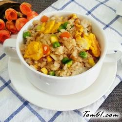 三色蛋炒饭的做法