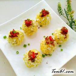 金枪鱼饭团的做法