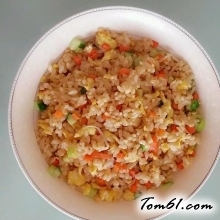 酱油炒饭的做法2