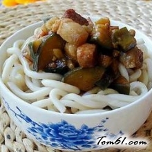 茄子卤面的做法