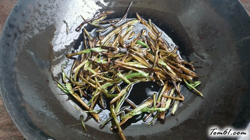 【葱油拌面】