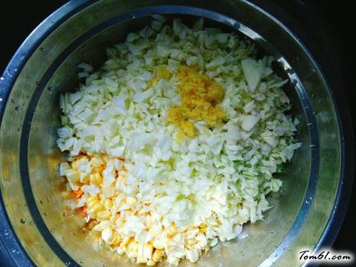 【卷心菜玉米包子】