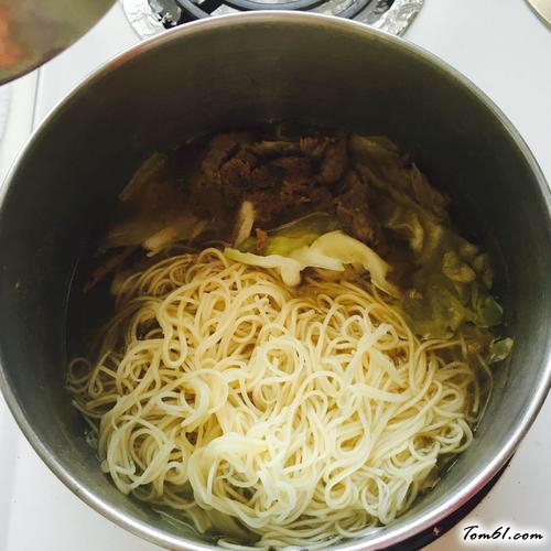 【牛肉清汤面】