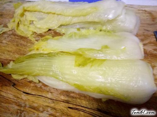 【酸菜馅蒸饺】