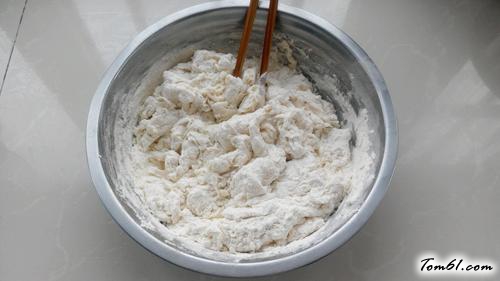 【猪肉酸菜馅包子】