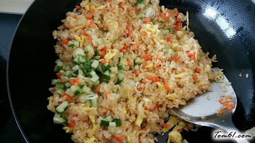 【酱油炒饭】