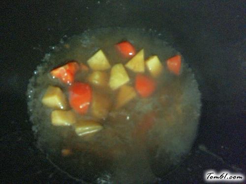 【菠萝咕噜肉盖浇面】