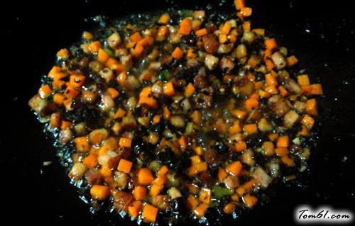 【叉烧木耳炒饭】