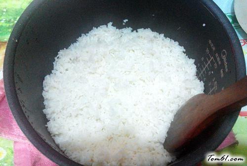 【叉烧木耳炒饭】