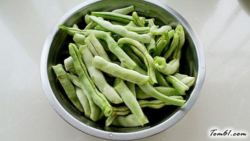 【红烧肉豆角焖面】