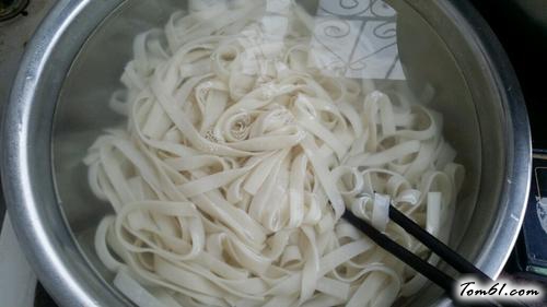 【葱油拌面】