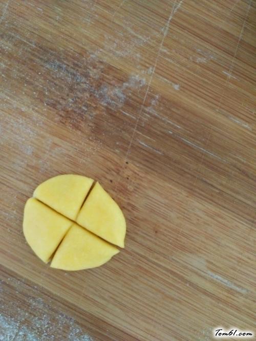 【黄金小猪豆沙包】