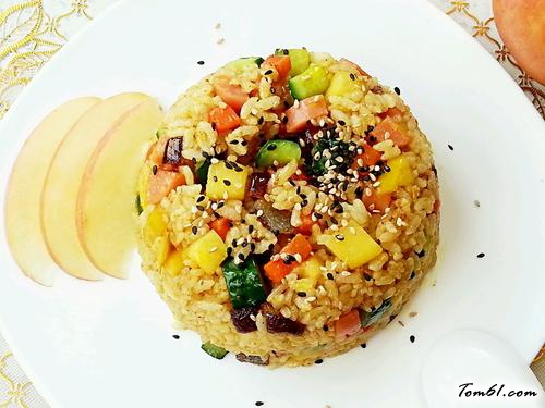 【咖喱苹果炒饭】