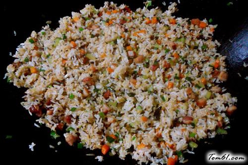 【叉烧木耳炒饭】